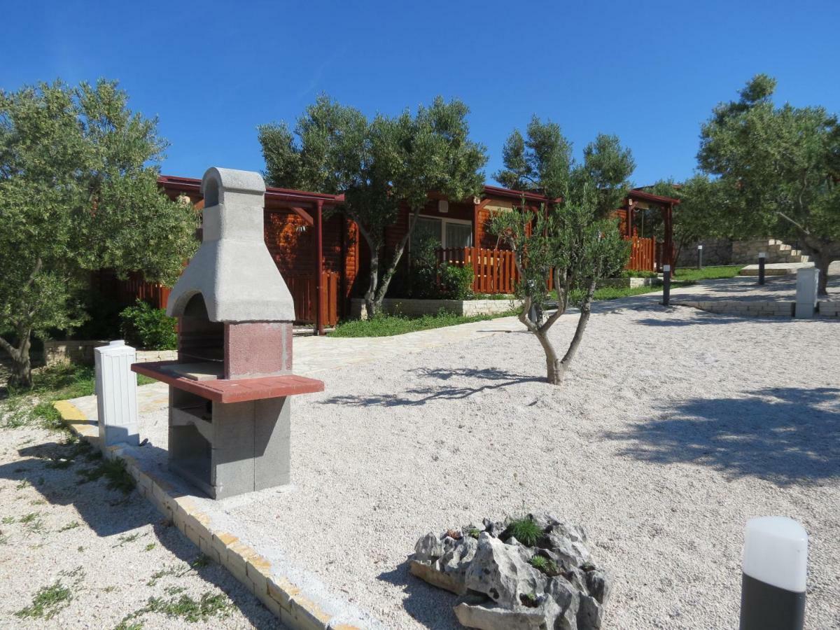 Campsite Kaya Pakoštane Zewnętrze zdjęcie