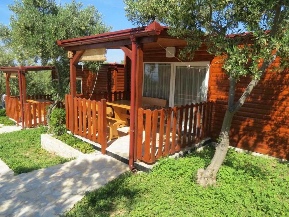 Campsite Kaya Pakoštane Zewnętrze zdjęcie