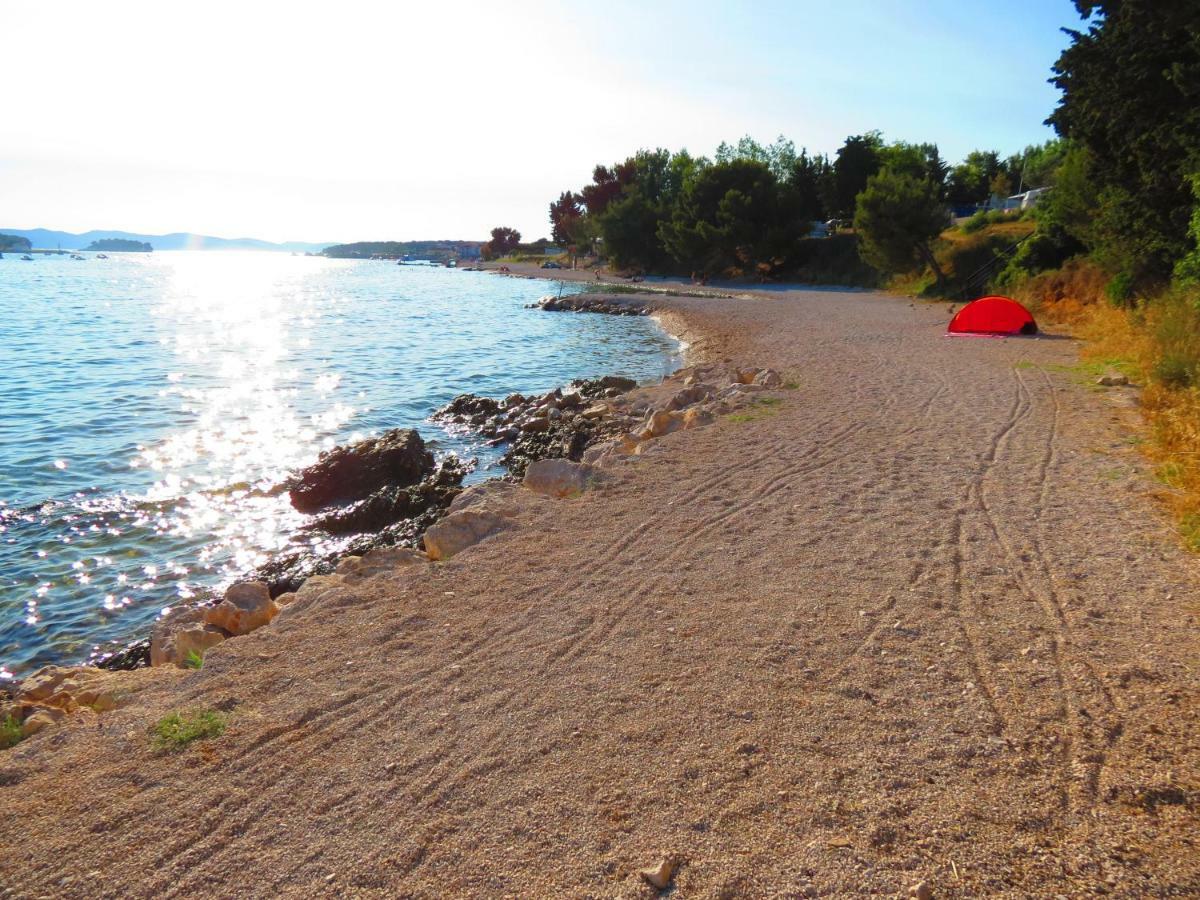 Campsite Kaya Pakoštane Zewnętrze zdjęcie